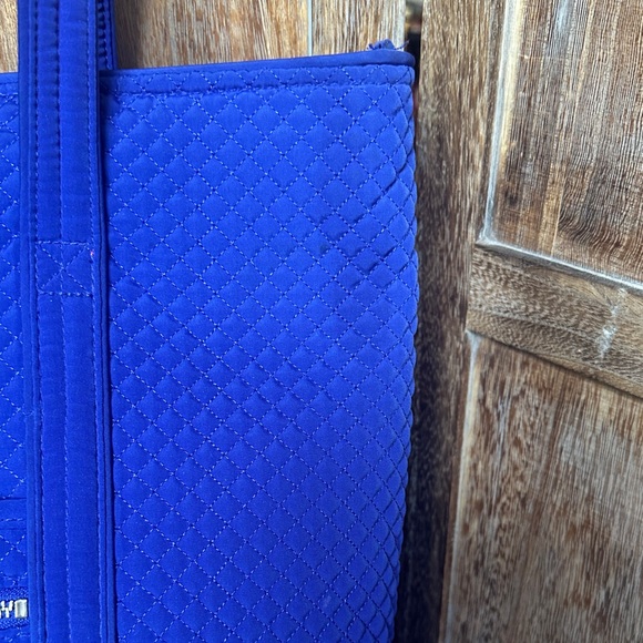 Vera Bradley Midnight Blue Large Textured Quilted Shoulder Handbag Travel Tote - Picture 2 of 16